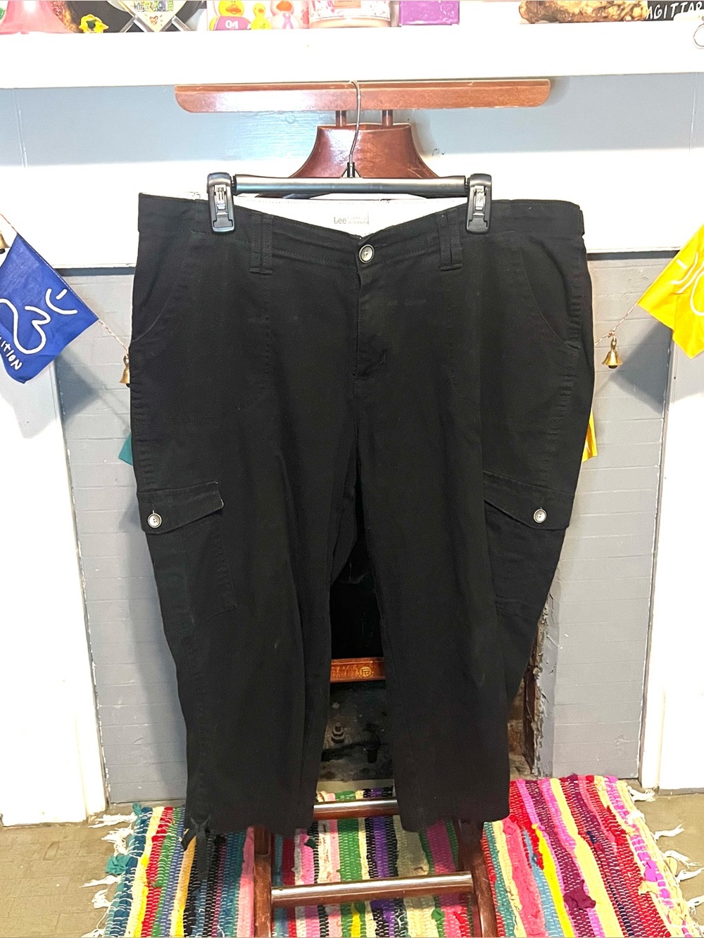 Lee Cargo capri pants